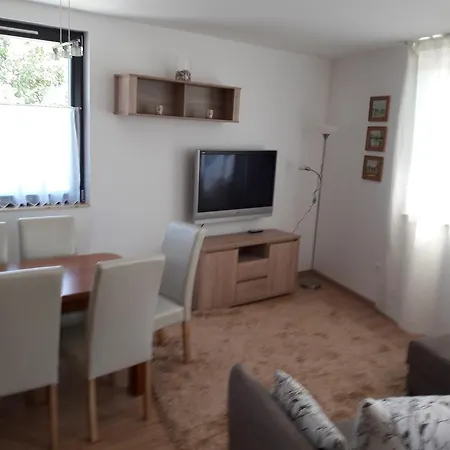 Marcell Apartman 公寓 巴拉顿菲赖德